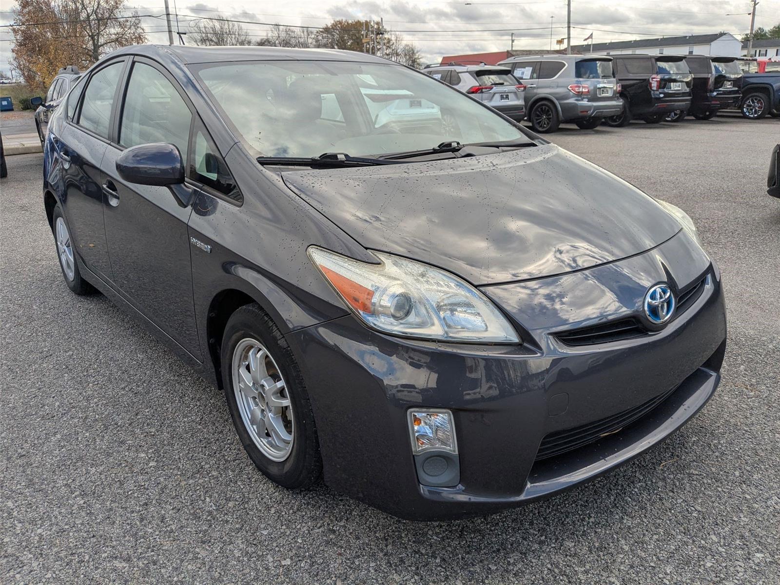 2011 Toyota Prius Four photo 3
