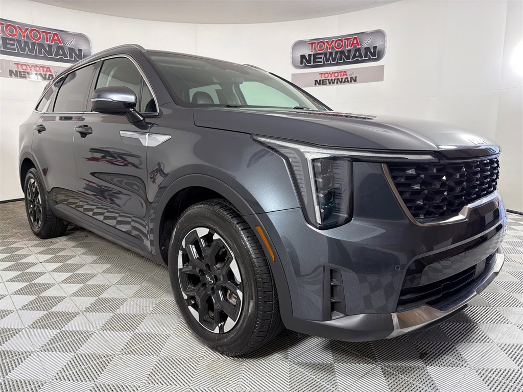 2024 Kia Sorento S's photo