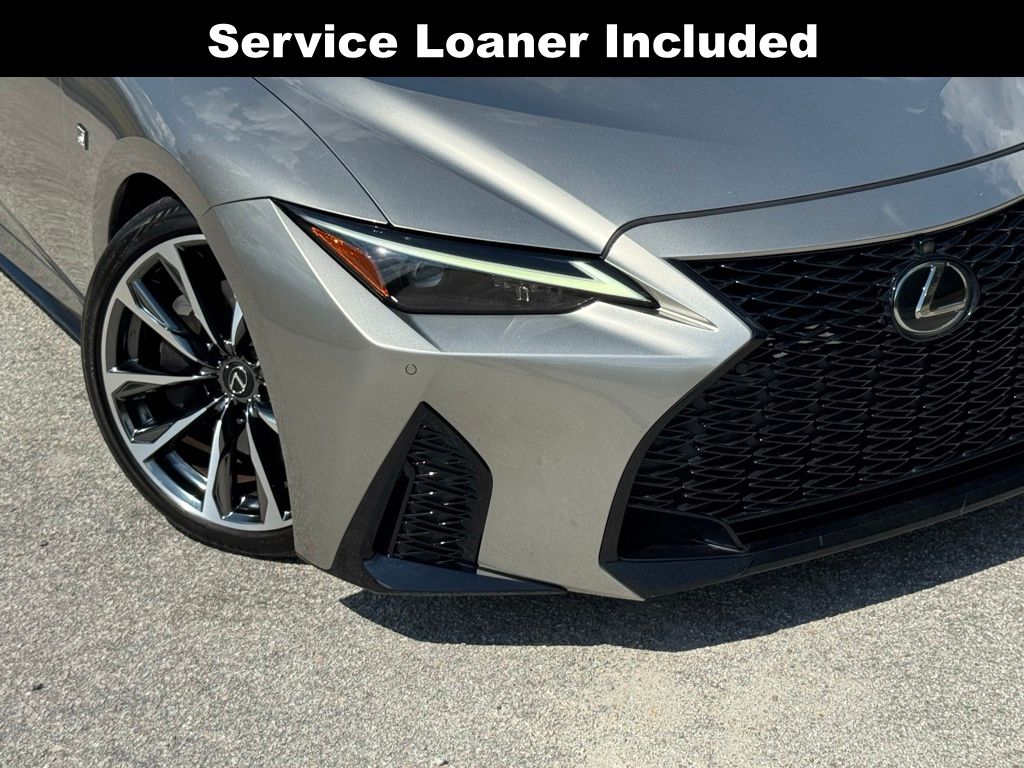 2023 Lexus IS 350 F SPORT photo 4