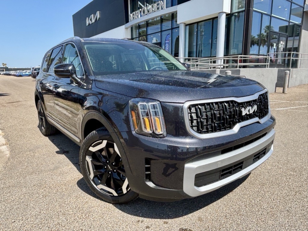 2025 Kia Telluride S's photo
