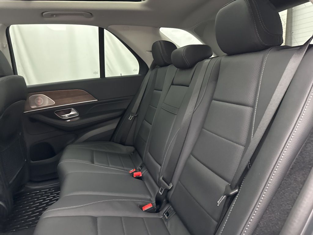 2026 Mercedes Benz GLE 350 photo 17