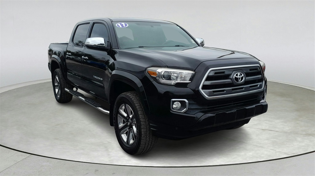 2017 Toyota Tacoma Limited's photo