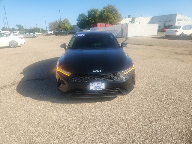 2022 Kia K5 LXS photo 2