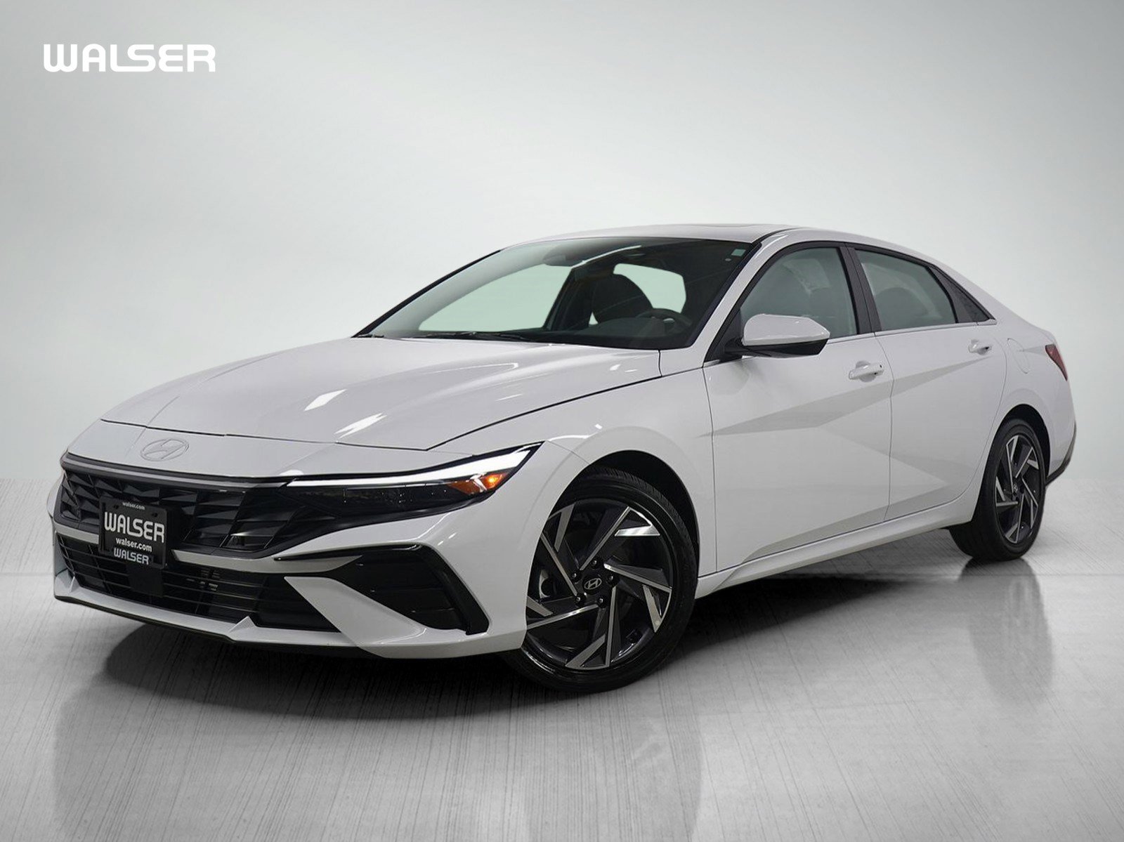 2025 Hyundai Elantra SEL's photo