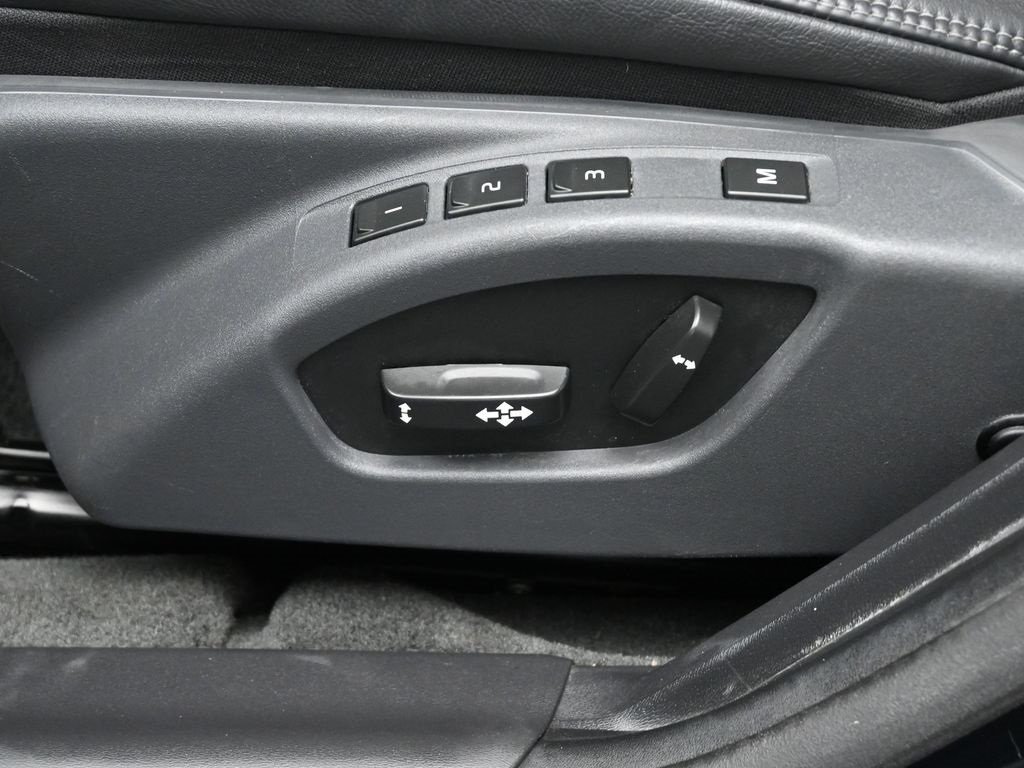 2016 Volvo V60 T5 photo 11