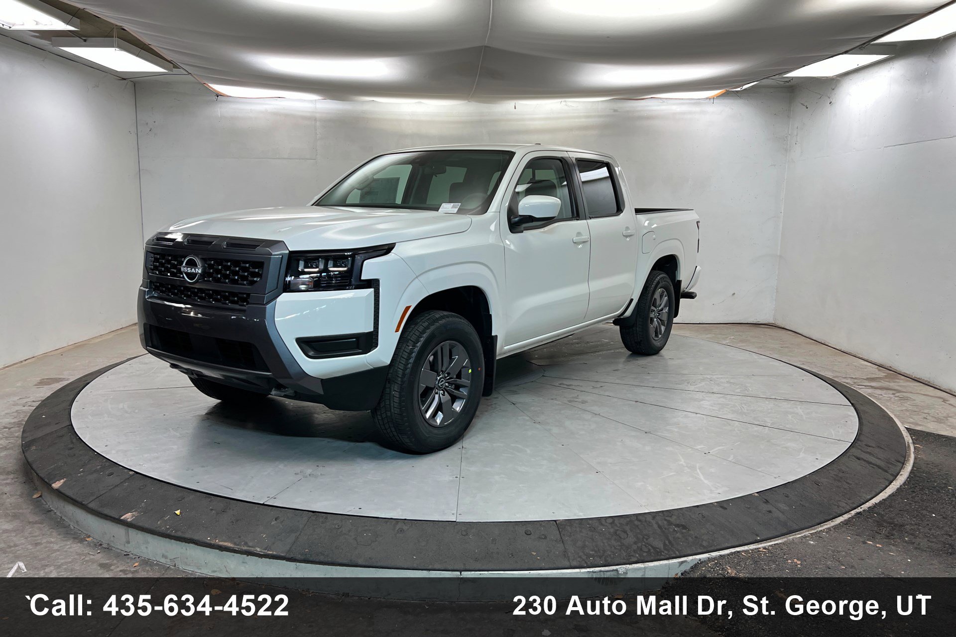 2026 Nissan Frontier SV's photo