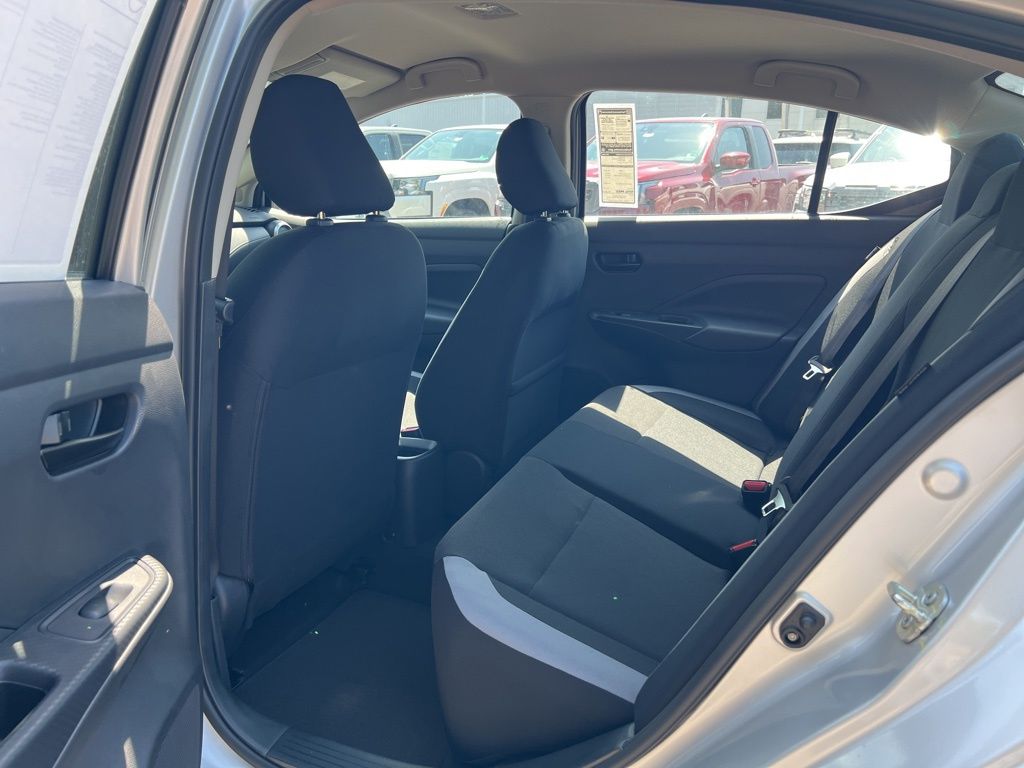 2025 Nissan Versa S photo 12