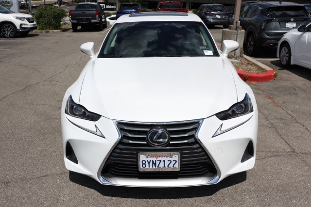 2020 Lexus IS 300 photo 8