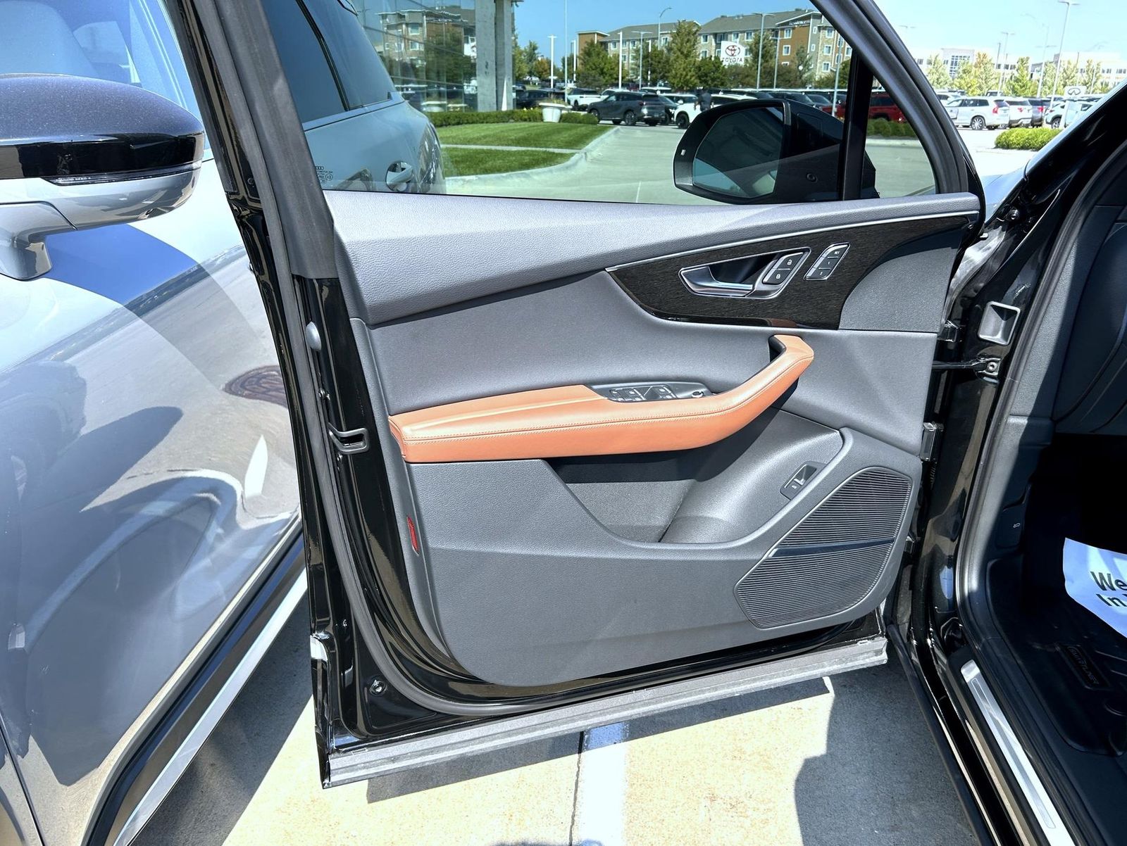 2022 Audi Q7 55 Premium Plus photo 6