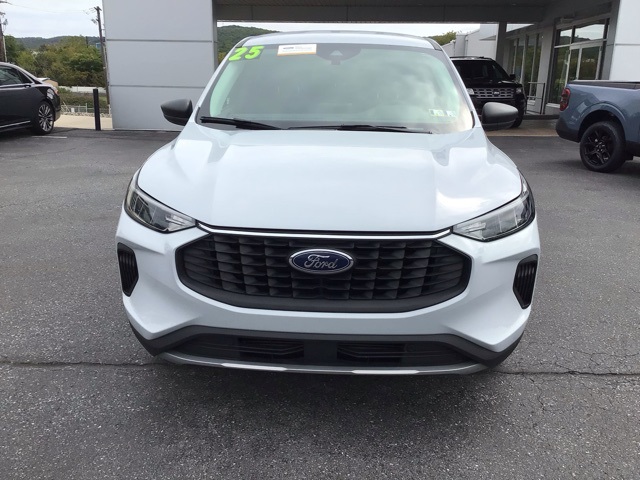 2025 Ford Escape Active photo 3