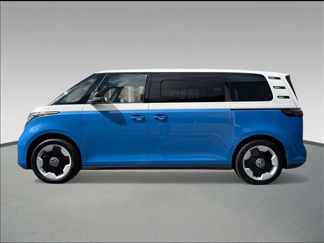 2025 Volkswagen ID. Buzz Pro Plus photo 3