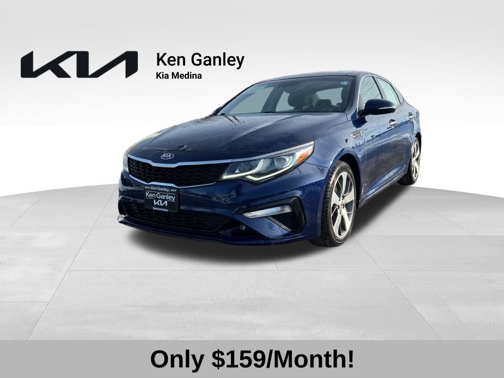 2019 Kia Optima S's photo