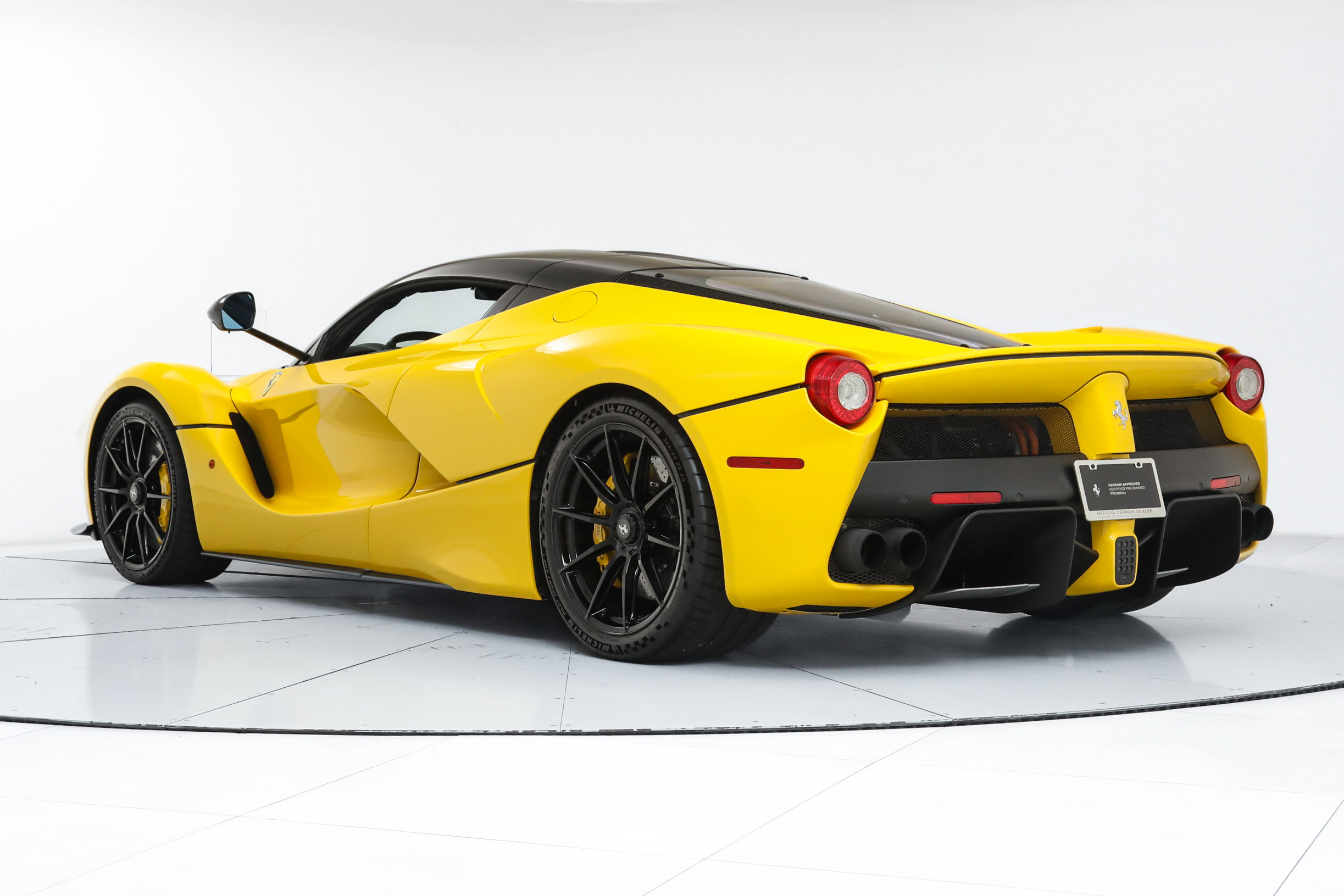 Certified Used 2014 Yellow Ferrari  image 27