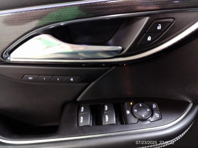 2023 Buick Envision Essence photo 12
