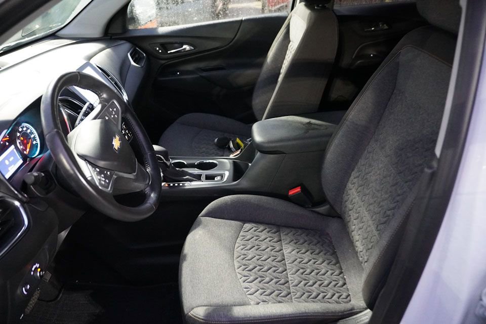 2022 Chevrolet Equinox LT photo 4