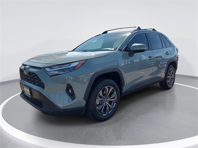 2022 Toyota RAV4 Hybrid XLE Premium photo 2