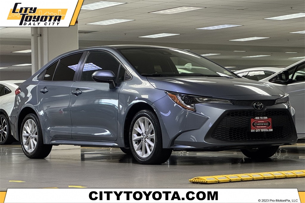 2020 Toyota Corolla LE's photo