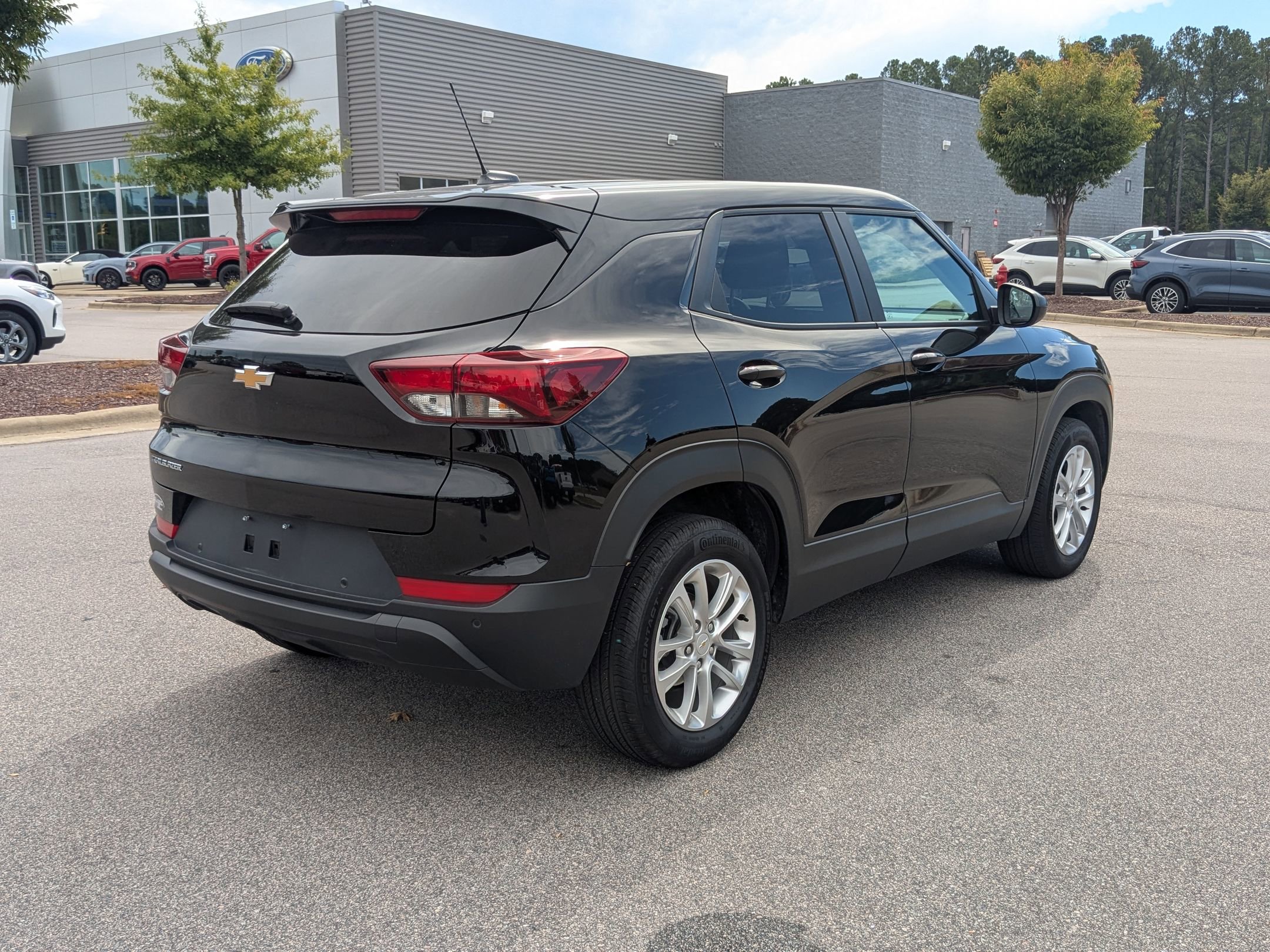 2024 Chevrolet Trailblazer LS photo 7