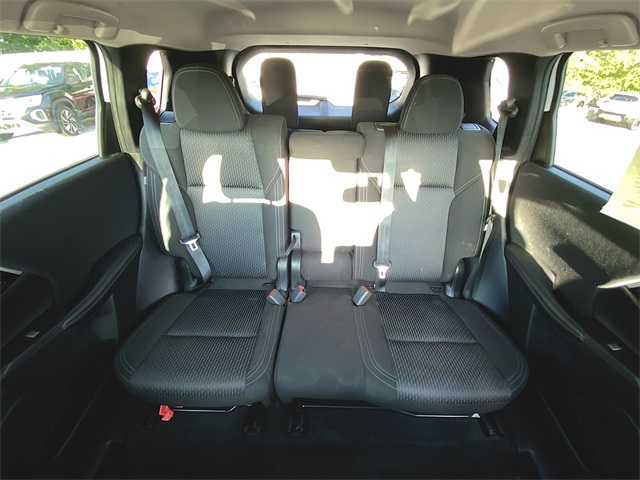 2023 Mitsubishi Outlander ES photo 19