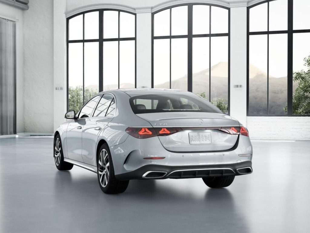 2026 Mercedes Benz E 350 photo 26