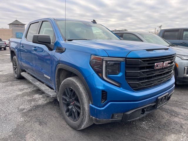 2022 GMC Sierra SLE's photo