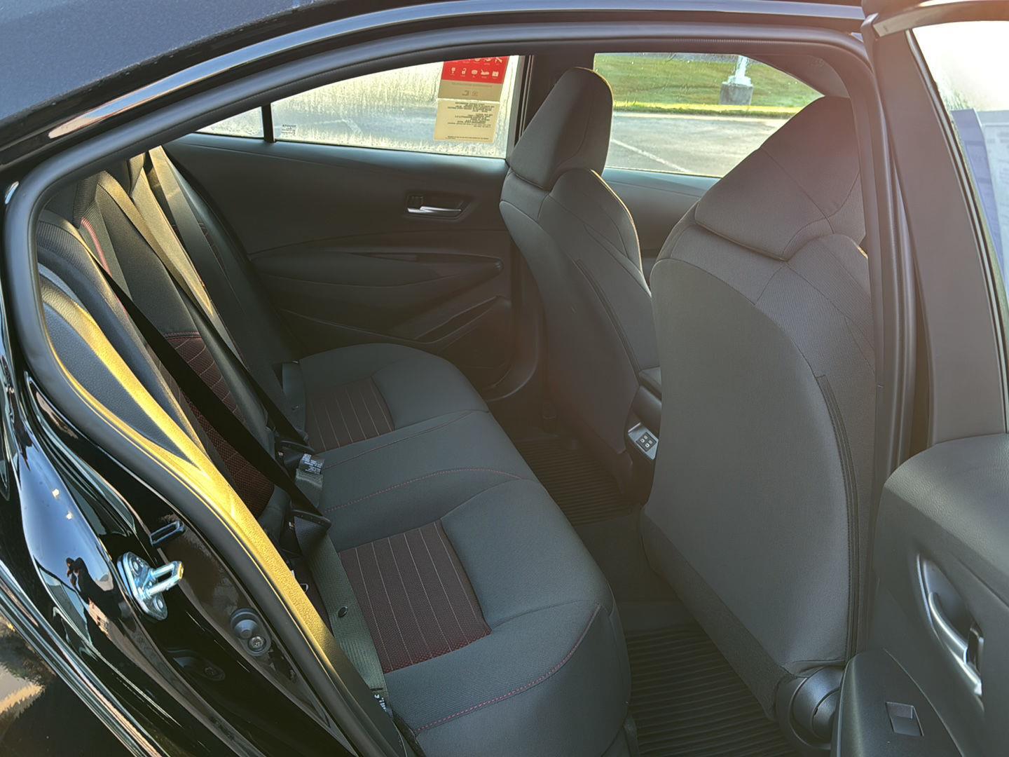 2026 Toyota Corolla SE photo 11