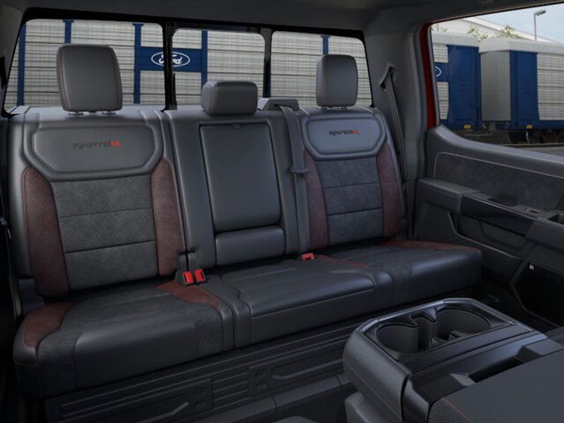 2025 Ford F-150 Raptor photo 4