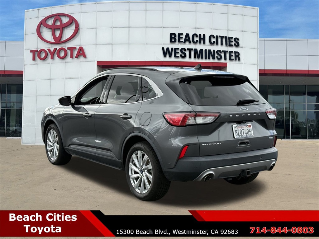 2022 Ford Escape Titanium Hybrid photo 3