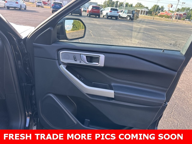2022 Ford Explorer Limited photo 8