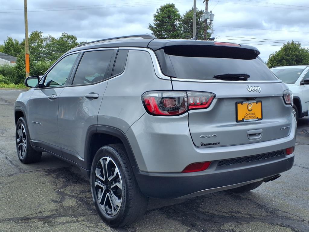 2022 Jeep Compass Limited photo 5