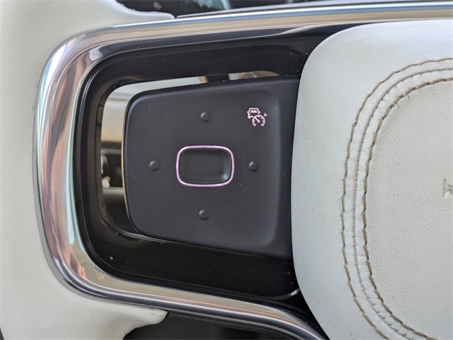 2025 Lincoln Nautilus Black Label photo 25