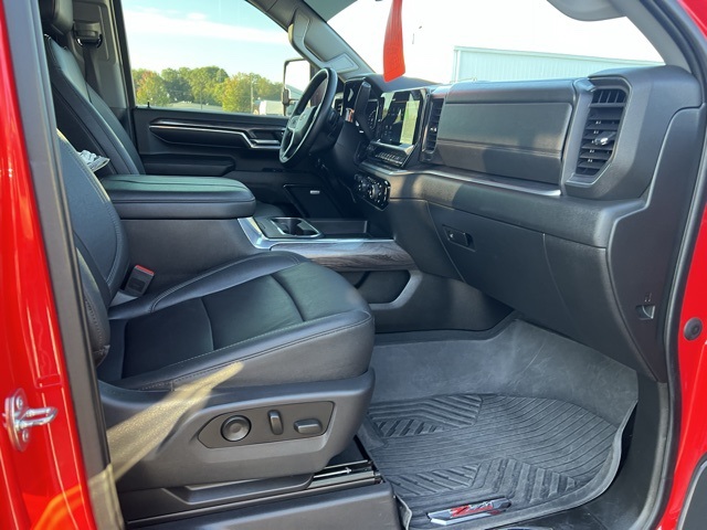 2024 Chevrolet Silverado 3500HD LTZ photo 14