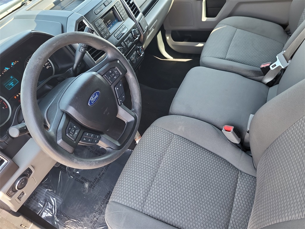 2016 Ford F-150 XLT photo 15