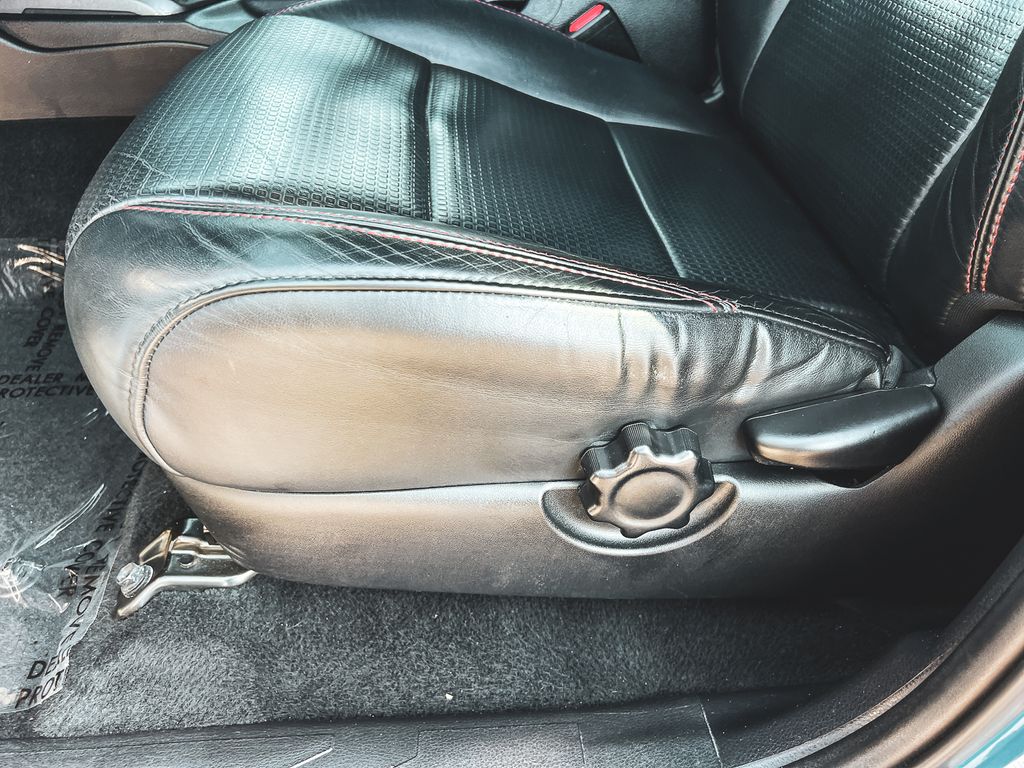 2018 Toyota Tacoma V6 photo 28