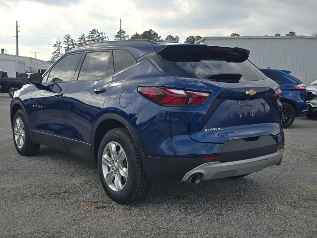 2022 Chevrolet Blazer 2LT photo 2
