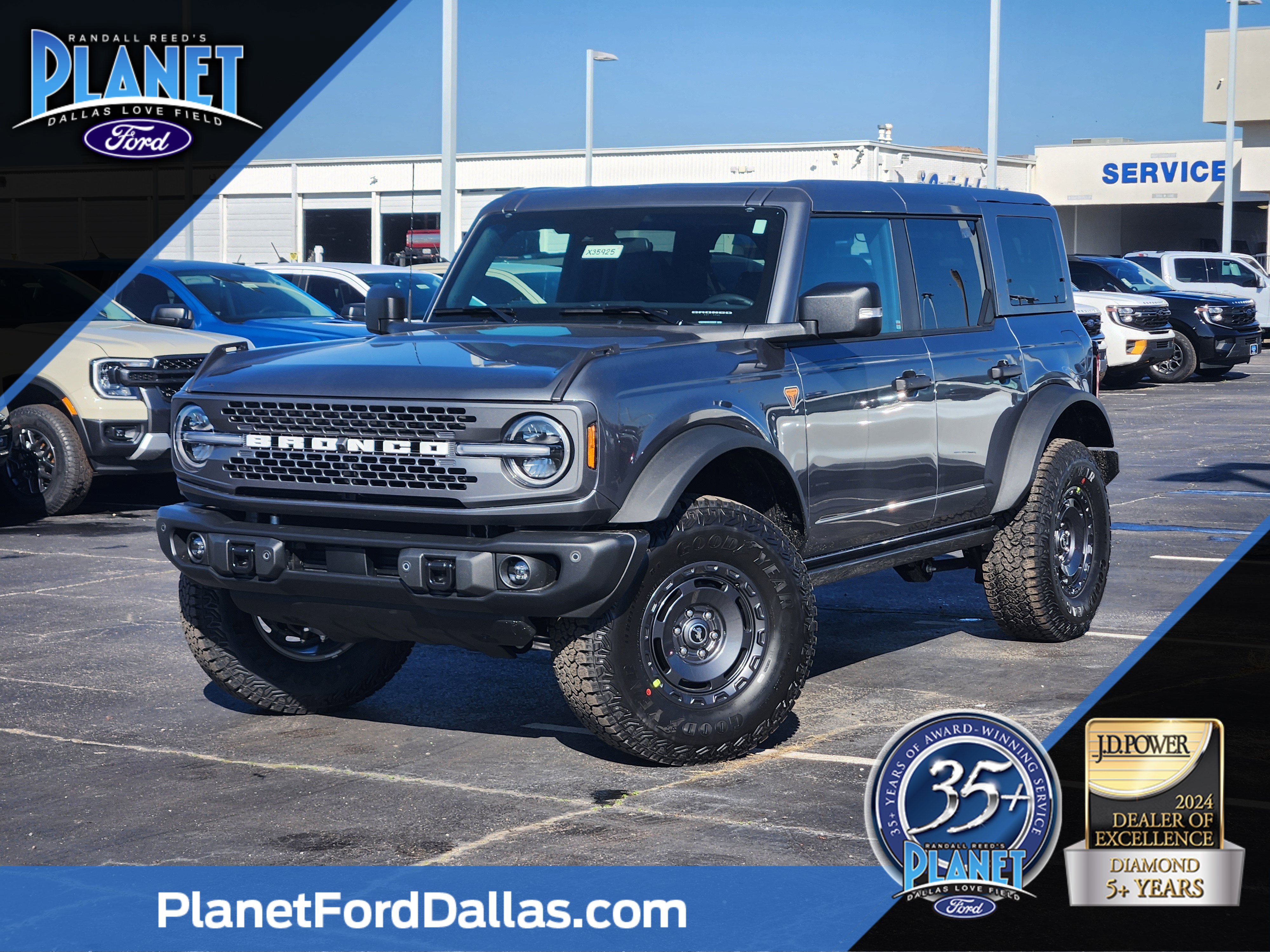 2025 Ford Bronco 4-Door Badlands's photo