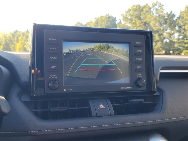 2021 Toyota RAV4 Hybrid XLE photo 21