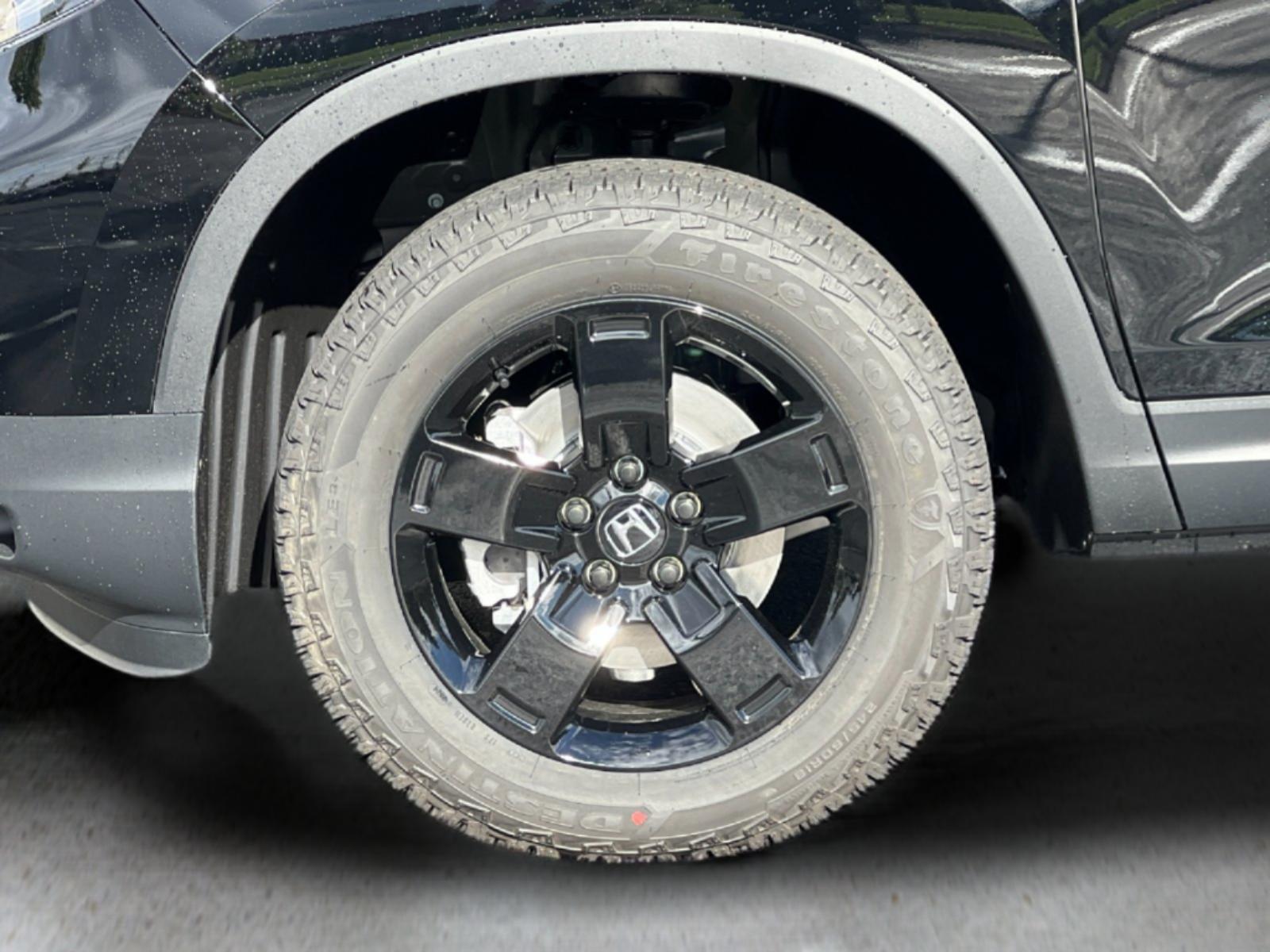 2025 Honda Ridgeline Black Edition photo 28