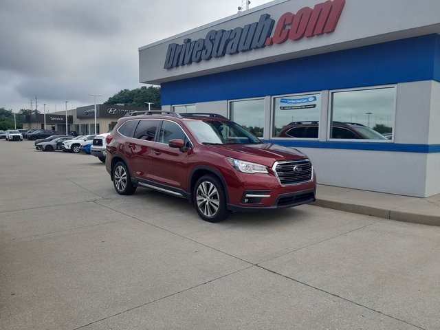 2022 Subaru Ascent Limited photo 2