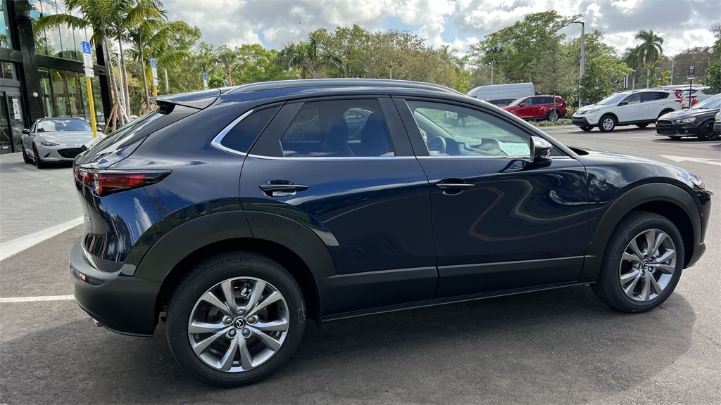 2024 Mazda CX-30 2.5 S Preferred photo 3