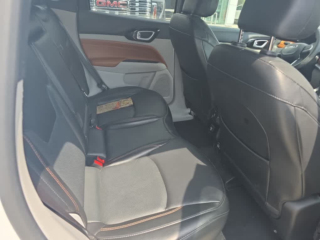2023 Jeep Compass Limited photo 15