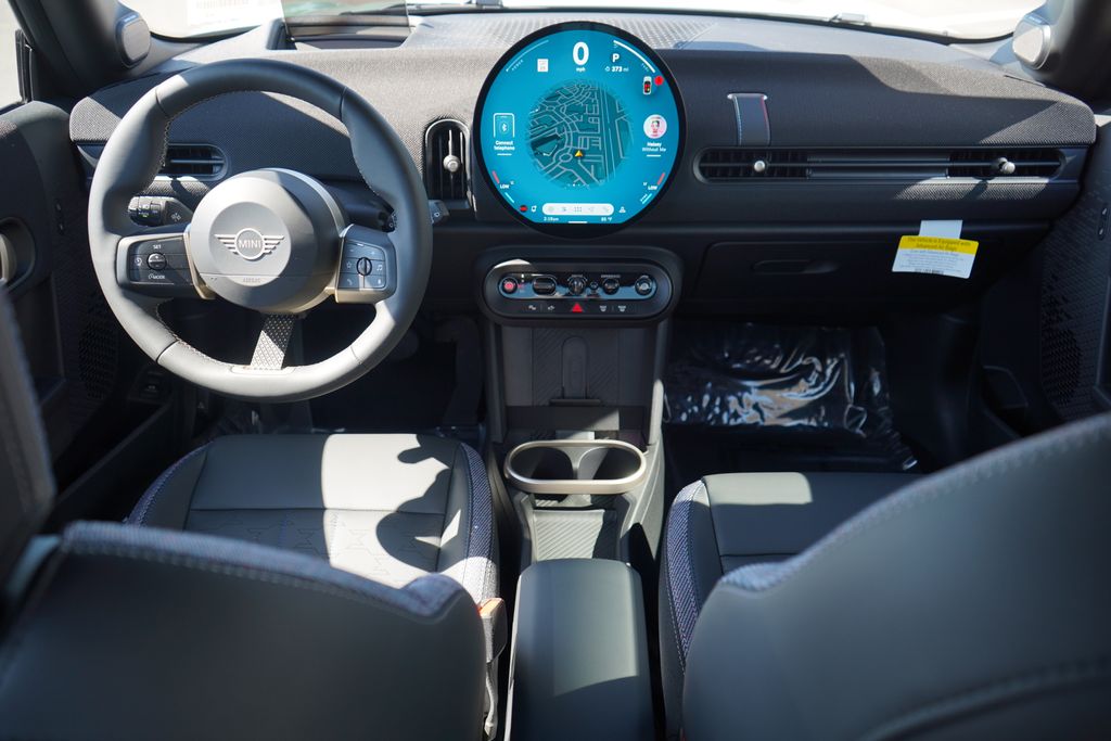 2026 Mini Cooper 2 Door Hardtop Iconic photo 6