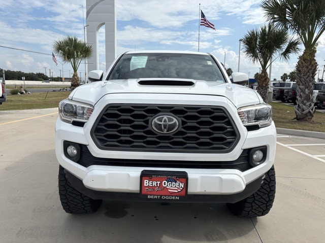 2020 Toyota Tacoma SR photo 2