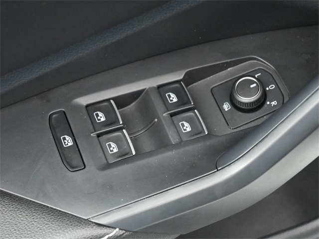 2023 Volkswagen Jetta 1.5T SE photo 12