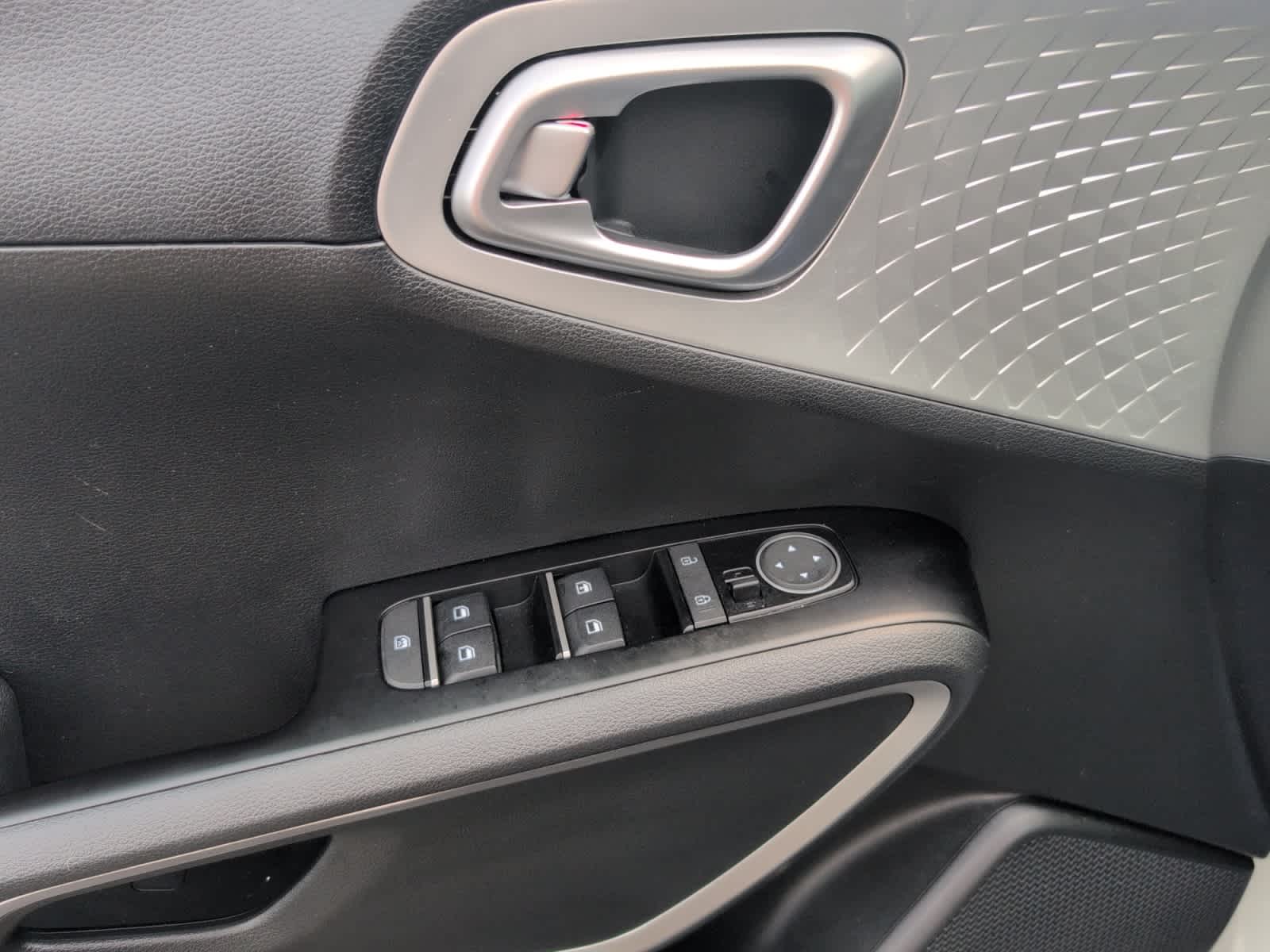 2023 Kia Soul LX photo 11