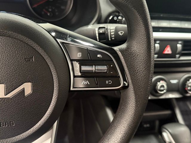 2023 Kia Forte LXS photo 12