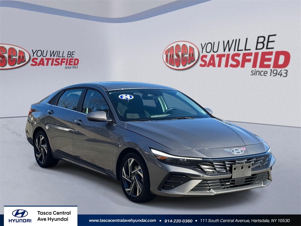 2024 Hyundai Elantra SEL's photo