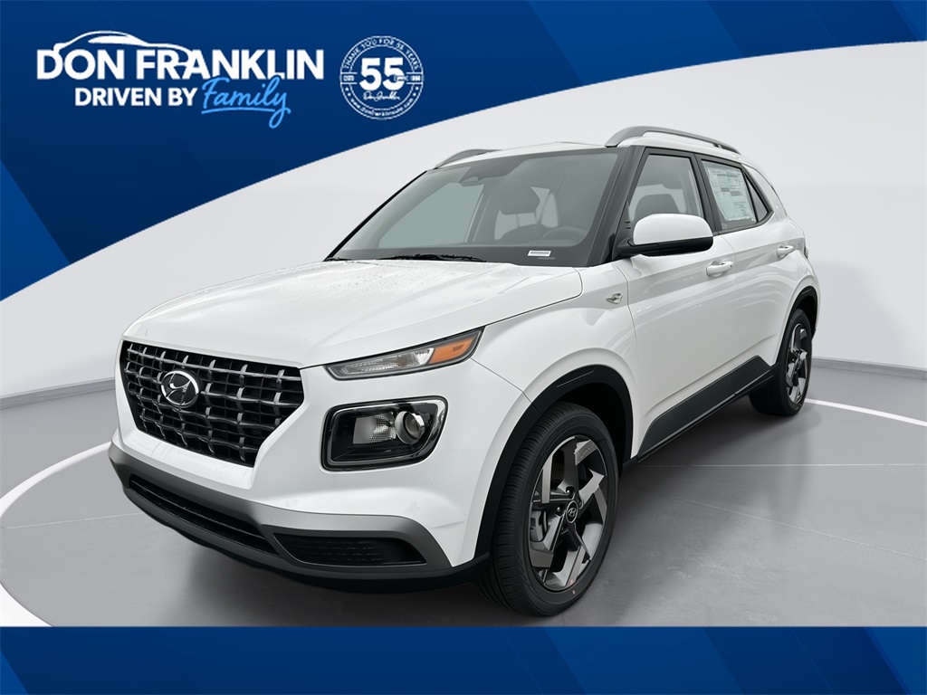 2025 Hyundai Venue SEL's photo