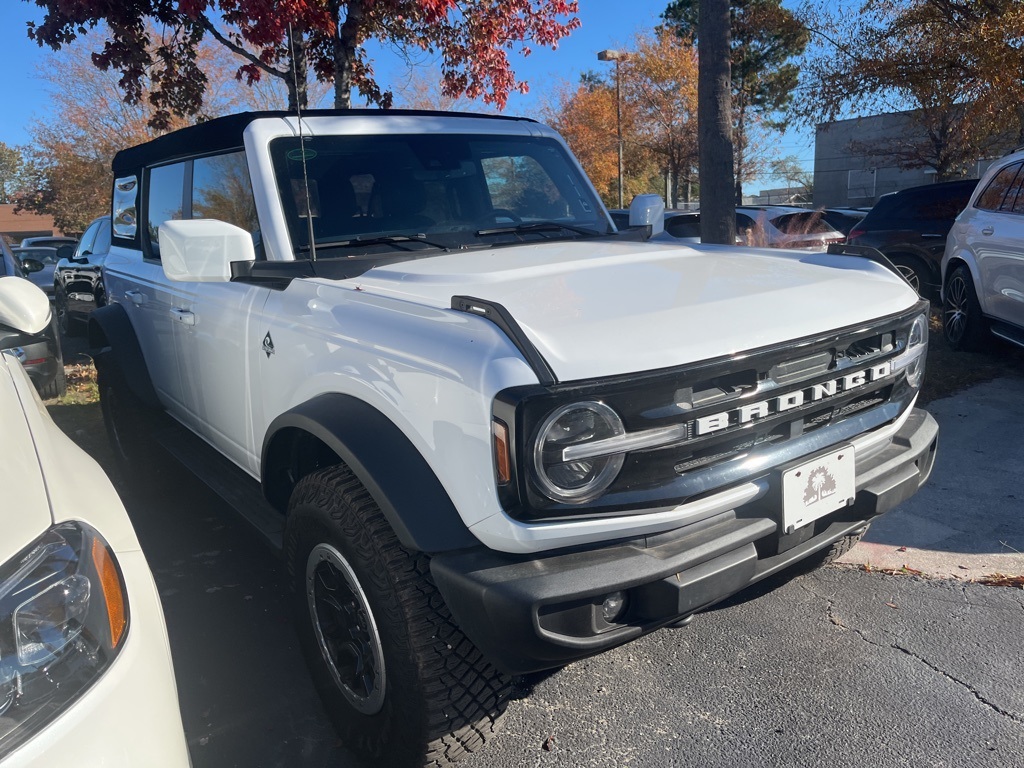 2023 Ford Bronco Base photo 4