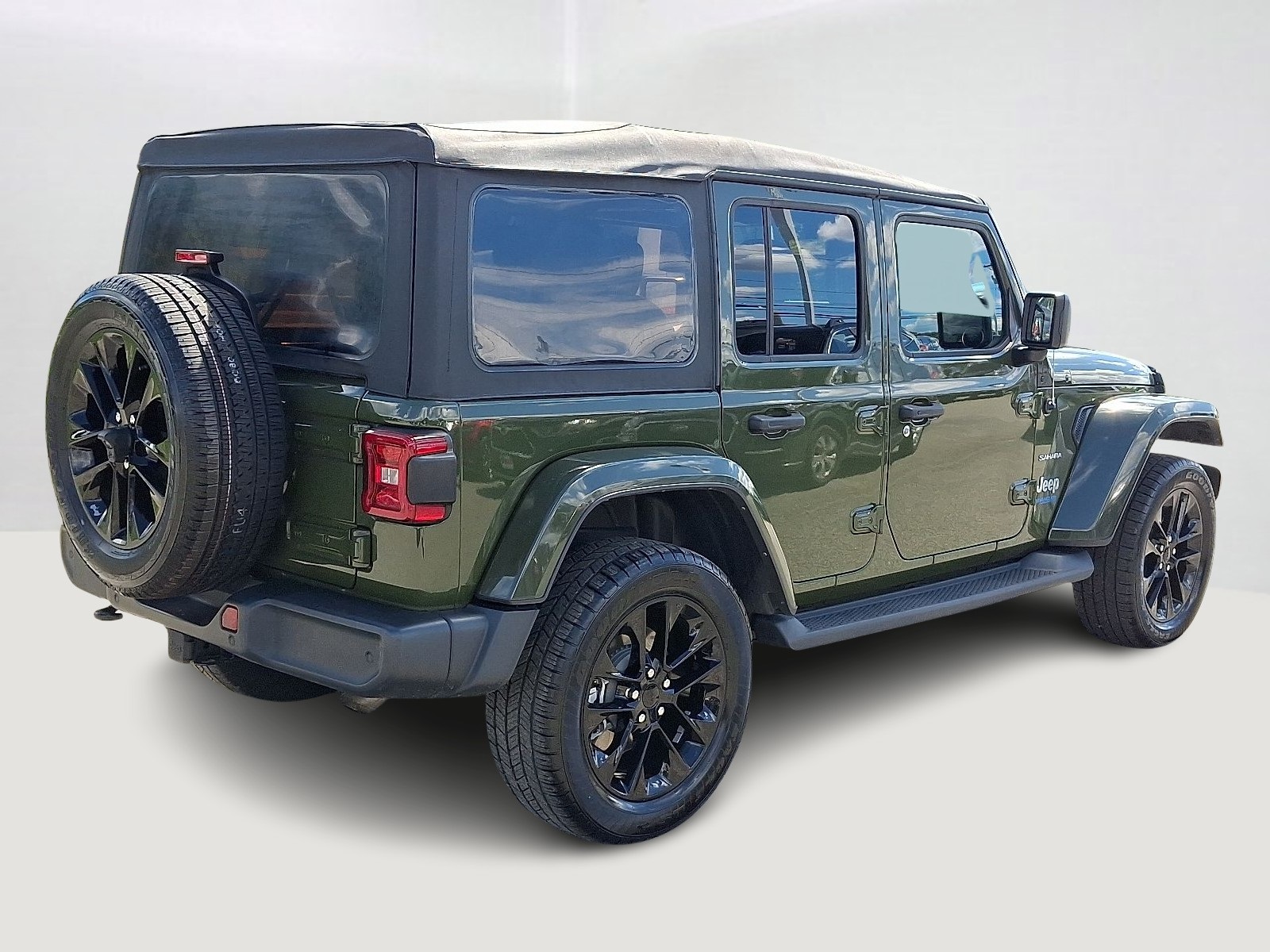 2021 Jeep Wrangler 4xe Unlimited Sahara photo 4